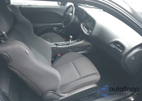 2015 Dodge Challenger R/T Scat Pack z USA, uszkodzony, nr VIN 2C3CDZFJ9FH769692